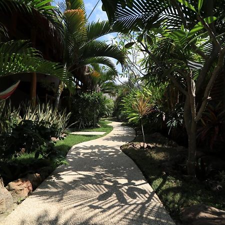 Albany Home Stay Kuta  Екстериор снимка