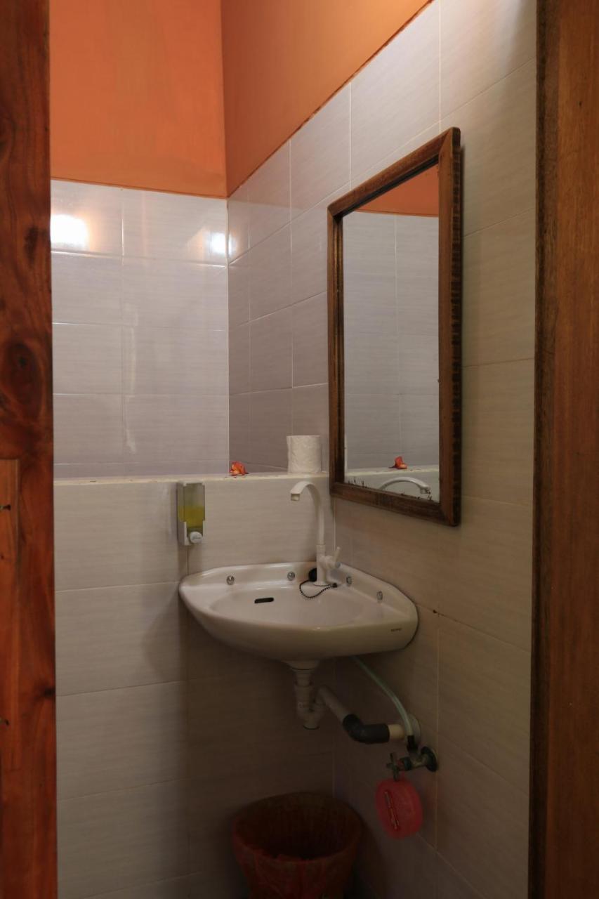Albany Home Stay Kuta  Екстериор снимка